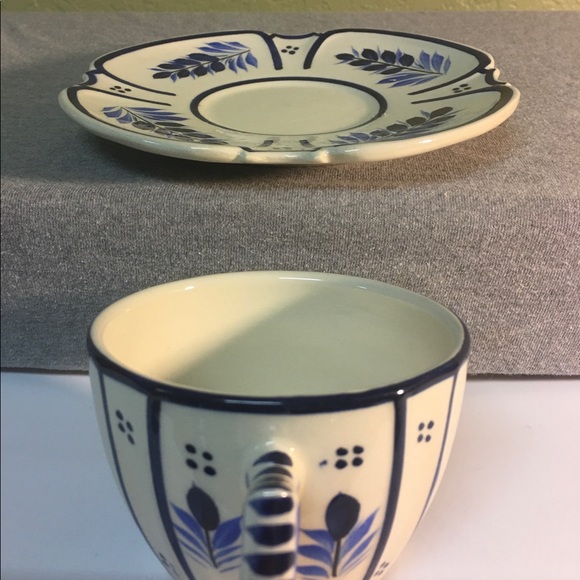 Vintage Quimper Pottery Cup & Saucer Set - Picture 6 of 16